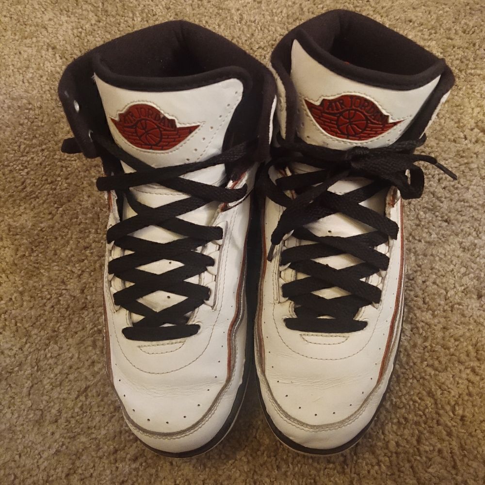 2010 Air Jordan 2 II Retro Chicago Youth Size 7 395718-101, PRE-OWNED - Picture 3 of 6